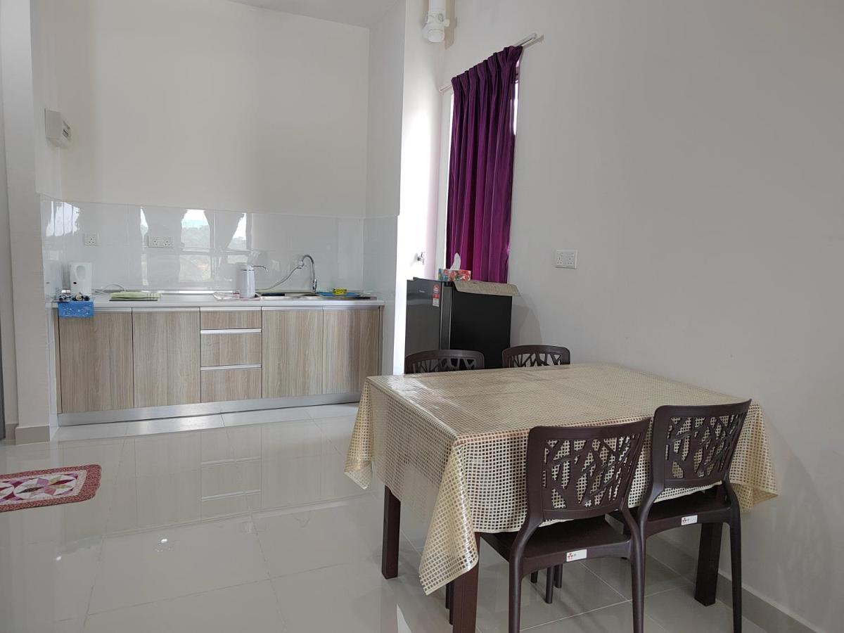 Studio Suite Homestay Klia Сепанг Екстериор снимка