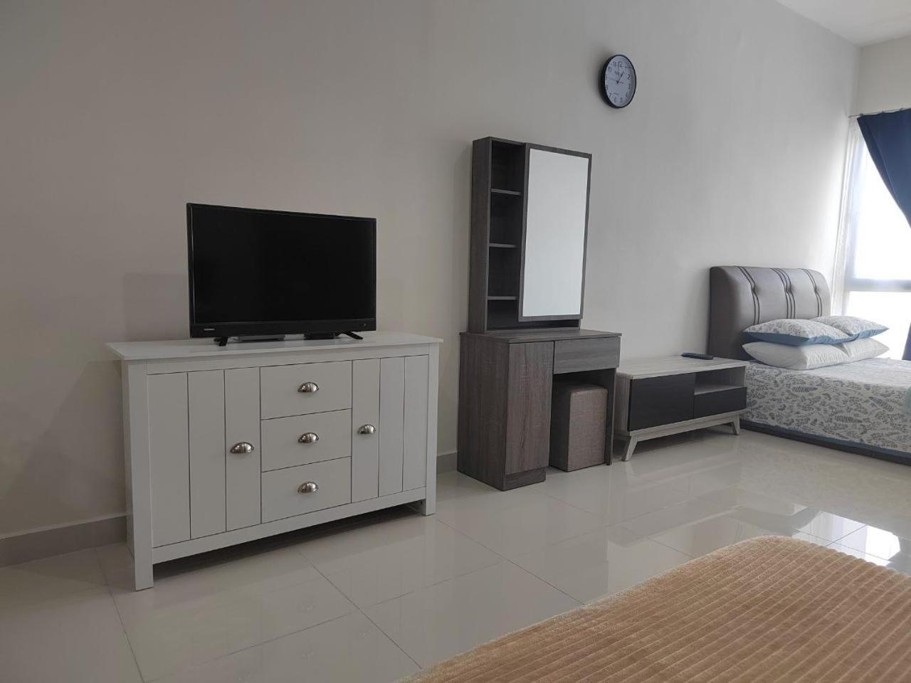 Studio Suite Homestay Klia Сепанг Екстериор снимка