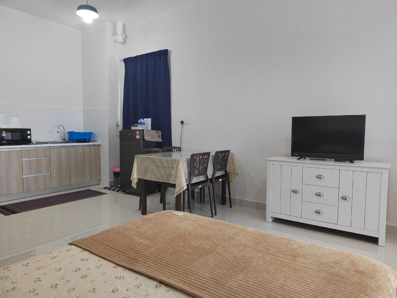 Studio Suite Homestay Klia Сепанг Екстериор снимка