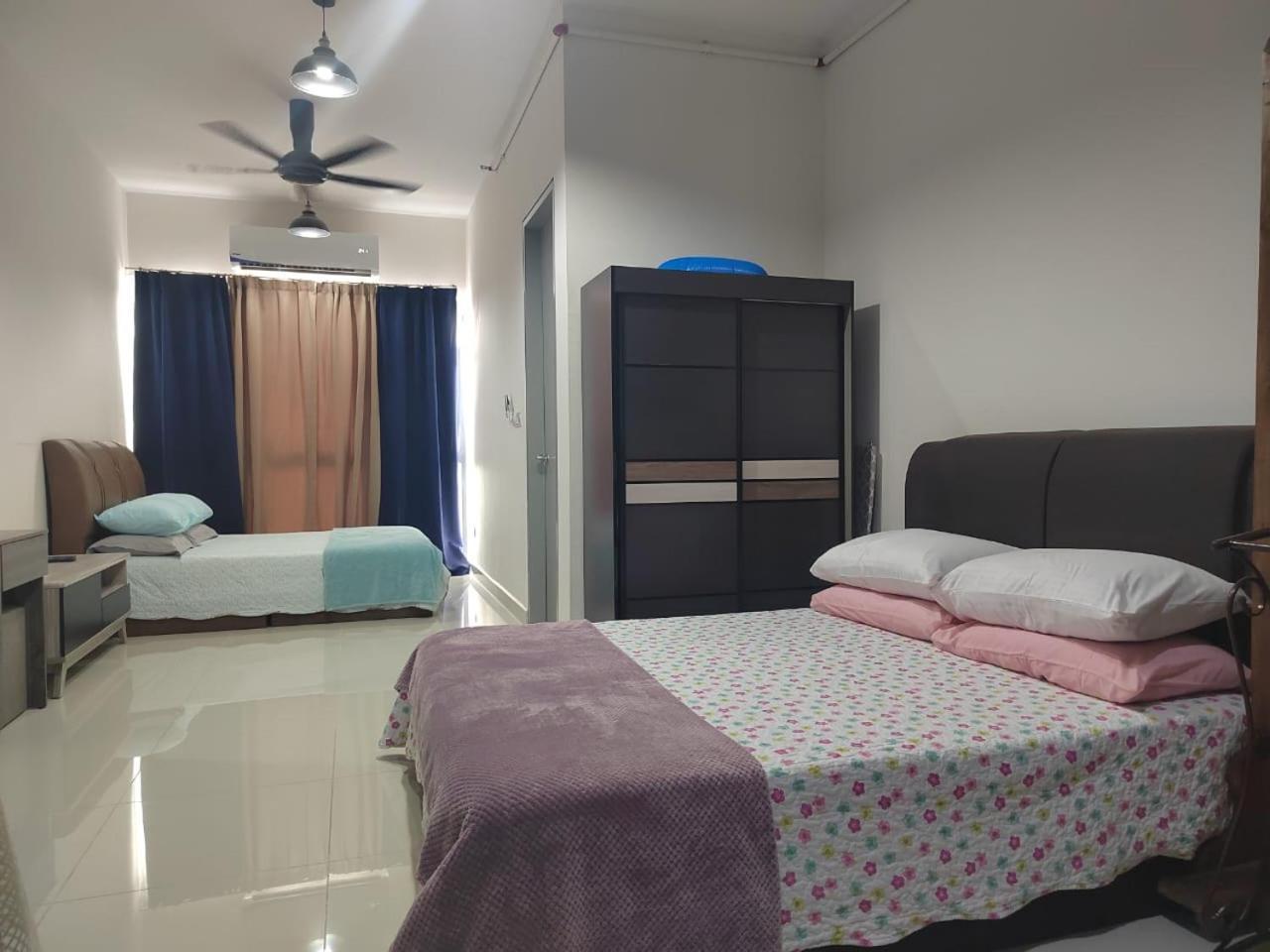 Studio Suite Homestay Klia Сепанг Екстериор снимка